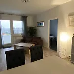 Wunderschoene Und Handwerker Und Monteur 167