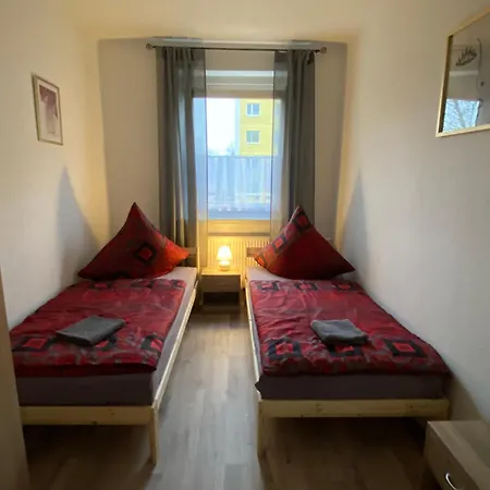 Appartamento Wunderschoene Und Handwerker Und Monteur 167 Magdeburgo